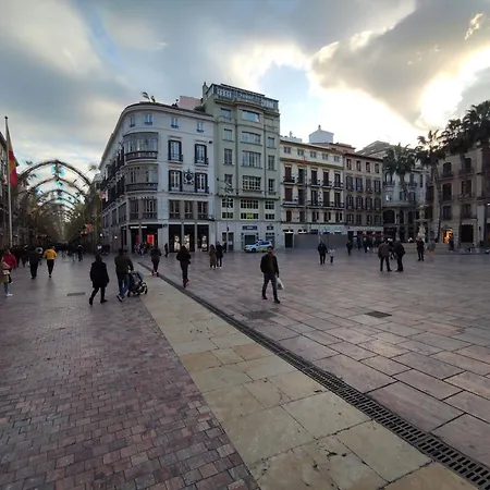 Appartamento Historic 19th-century With Balcony Overlooking Plaza *